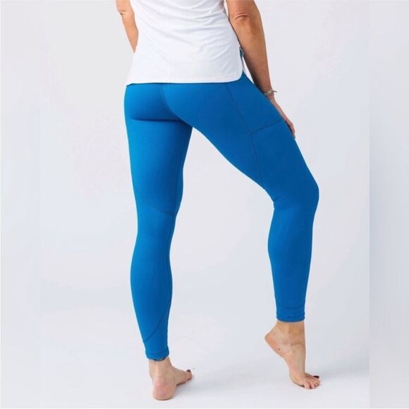 ZYIA Light n Tight Hi-Rise Crop Leggings - Picture 2 of 4